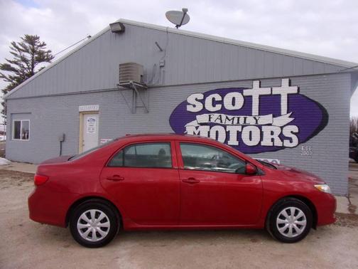 2010 Toyota Corolla LE