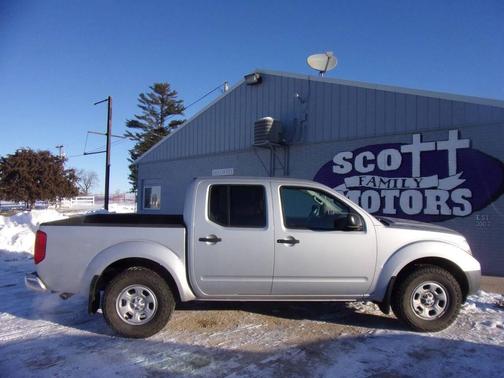 2012 Nissan Frontier S