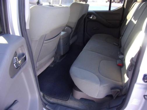 2012 Nissan Frontier S