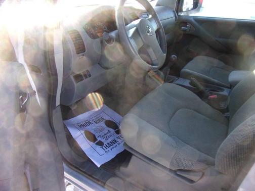 2012 Nissan Frontier S