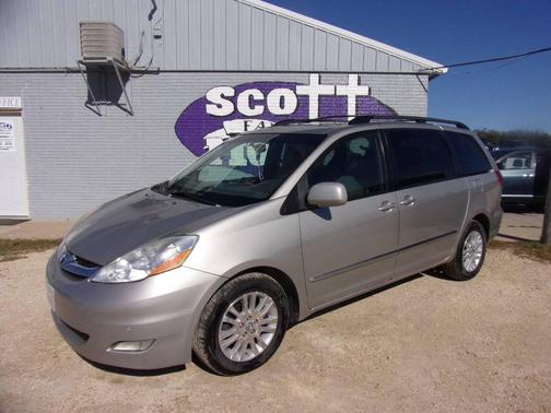 2007 Toyota Sienna XLE