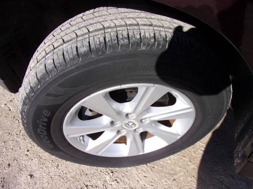 2011 Toyota Highlander SE