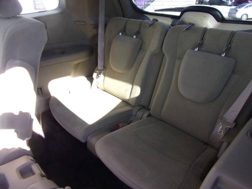 2011 Toyota Highlander SE