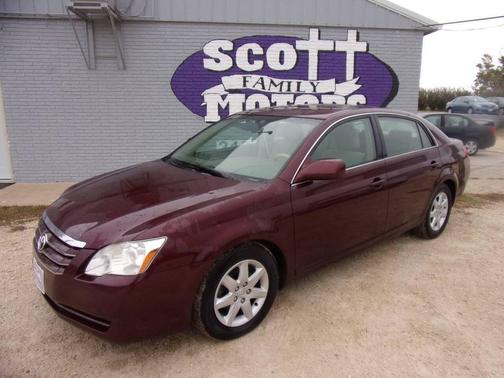 2005 Toyota Avalon XL
