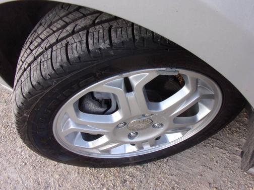 2008 Ford Focus SES
