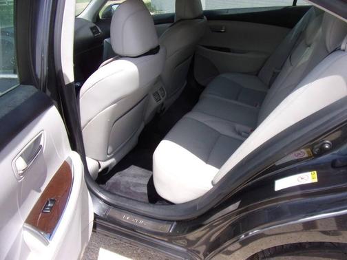 Pewter 2011 Lexus ES 350 Base