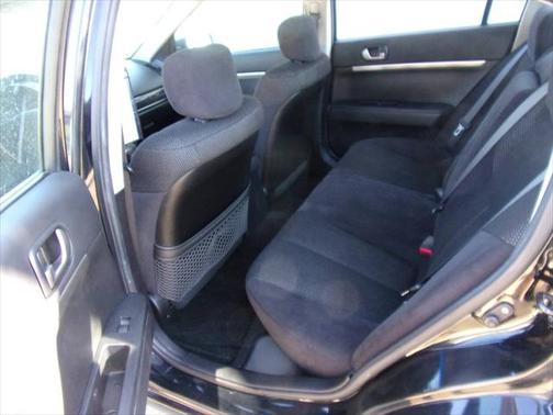 2009 Mitsubishi Galant Base