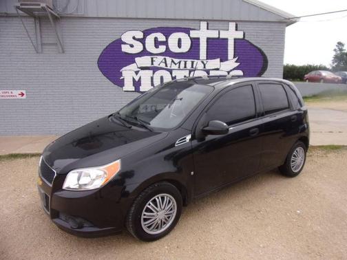 Black 2009 Chevrolet Aveo 5 LT