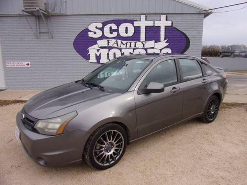 2010 Ford Focus SES