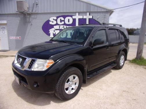 Black 2010 Nissan Pathfinder S