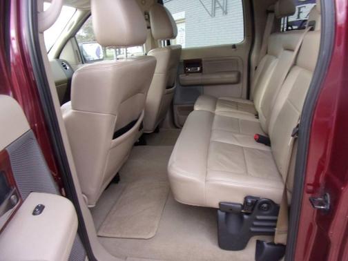 2005 Ford F-150 Lariat SuperCrew