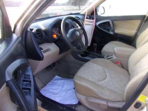 2011 Toyota RAV4 Base