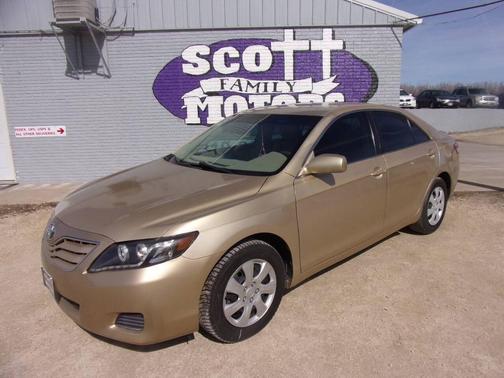 2011 Toyota Camry LE