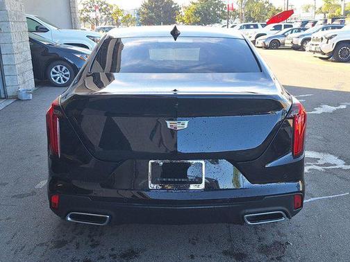 2026 Cadillac CT4 Luxury RWD