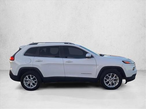 Bright White Clearcoat 2018 Jeep Cherokee Latitude