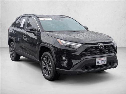 2025 Toyota RAV4 Hybrid XLE Premium