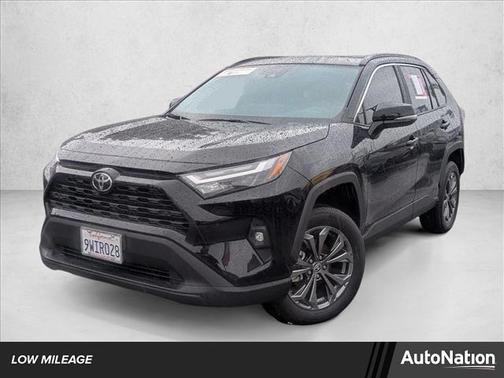 2025 Toyota RAV4 Hybrid XLE Premium