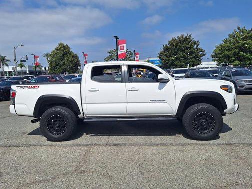2022 Toyota Tacoma TRD Off Road