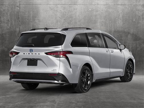 2025 Toyota Sienna XSE 7 Passenger