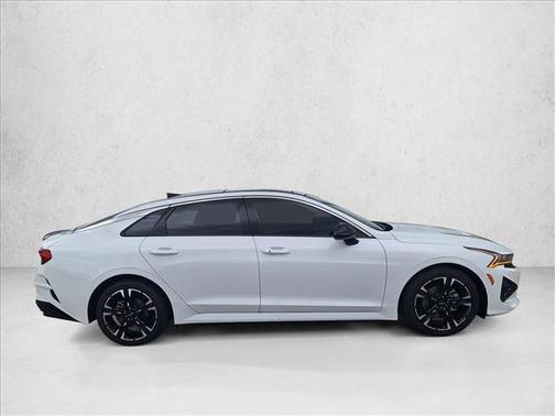 Glacial White Pearl 2022 Kia K5 GT-Line