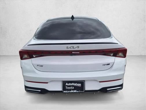 Glacial White Pearl 2022 Kia K5 GT-Line