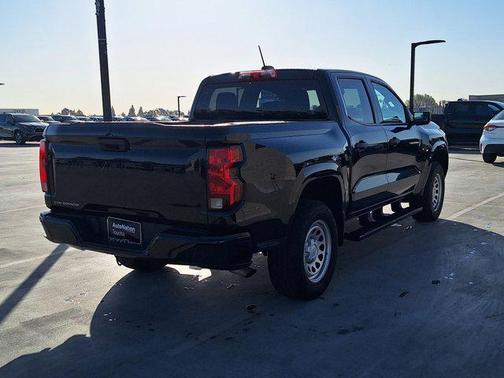 2024 Chevrolet Colorado WT