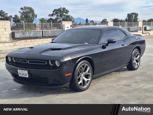 2016 Dodge Challenger SXT