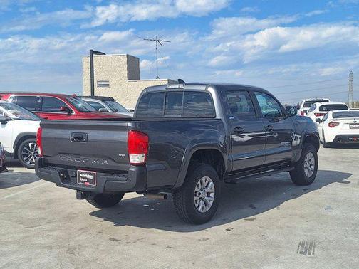 2016 Toyota Tacoma SR5