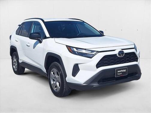 2025 Toyota RAV4 Hybrid LE