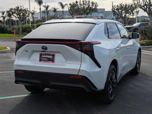 2026 Toyota bZ XLE Plus