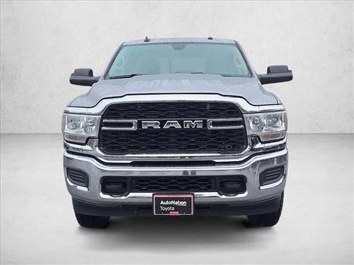 2020 RAM 2500 Tradesman Crew Cab 4X4 6'4' Box