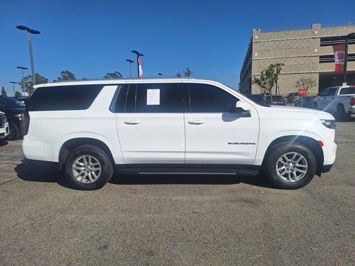 2021 Chevrolet Suburban LT