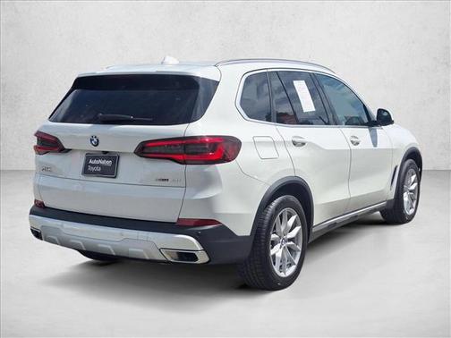 Alpine White 2023 BMW X5 sDrive40i
