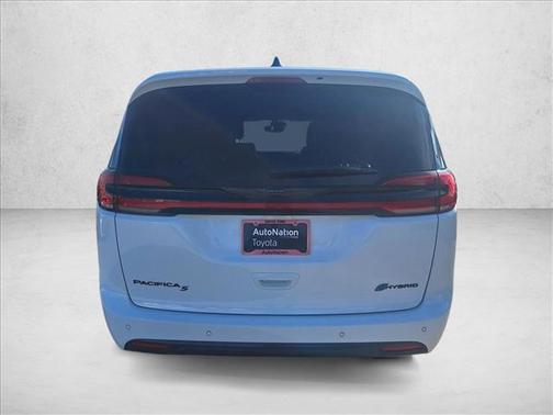 2024 Chrysler Pacifica Hybrid S Appearance Pkg