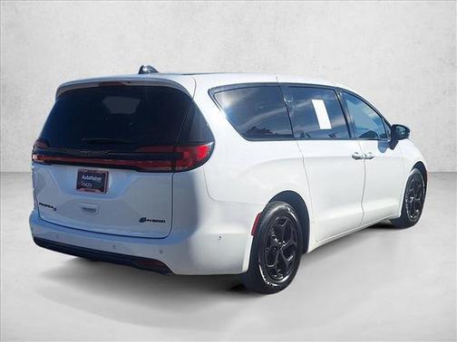 2024 Chrysler Pacifica Hybrid S Appearance Pkg
