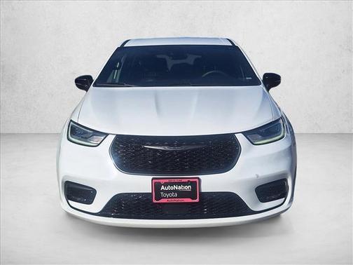 2024 Chrysler Pacifica Hybrid S Appearance Pkg