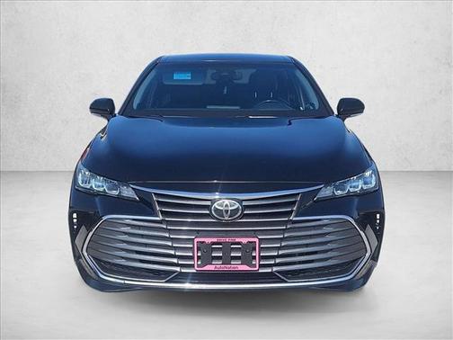 Midnight Black Metallic 2019 Toyota Avalon XLE