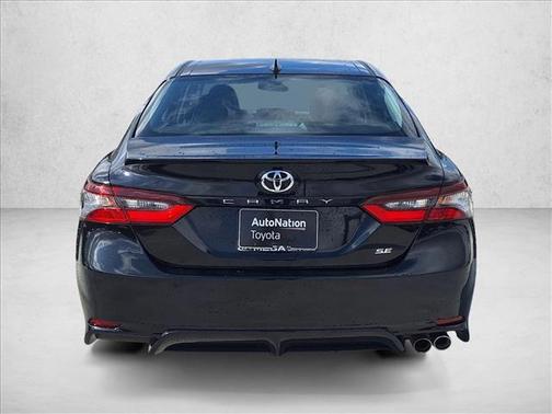 Midnight Black Metallic 2021 Toyota Camry SE