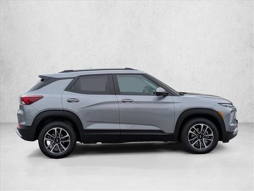 Sterling Gray Metallic 2024 Chevrolet Trailblazer LT