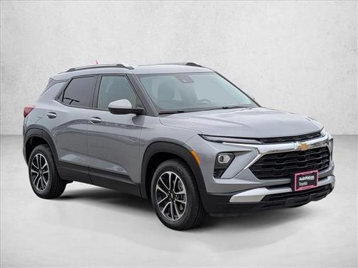 Sterling Gray Metallic 2024 Chevrolet Trailblazer LT