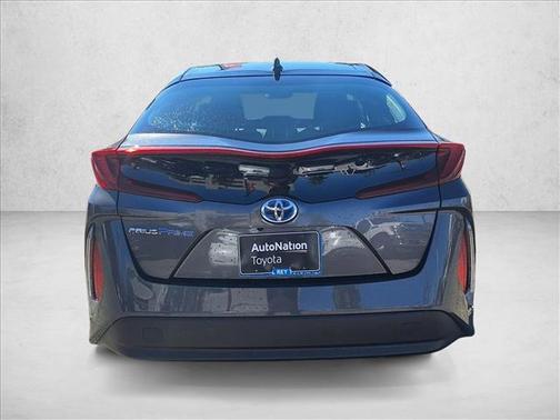 2022 Toyota Prius Prime LE