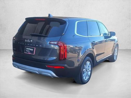 2022 Kia Telluride LX