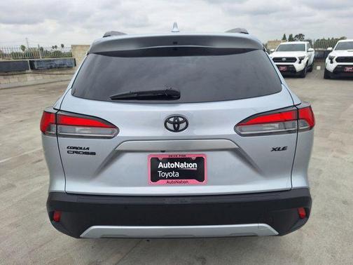 2022 Toyota Corolla Cross XLE