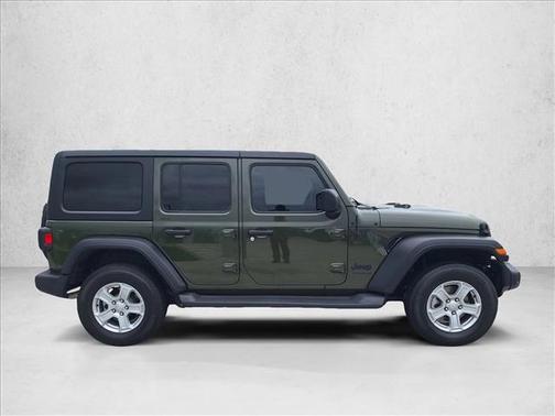 2022 Jeep Wrangler Unlimited Sport