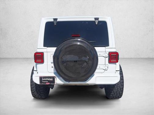 Bright White Clearcoat 2020 Jeep Wrangler Unlimited Freedom 4x4