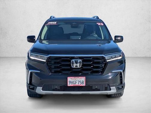 Crystal Black Pearl 2023 Honda Pilot AWD Elite