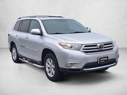 2013 Toyota Highlander SE