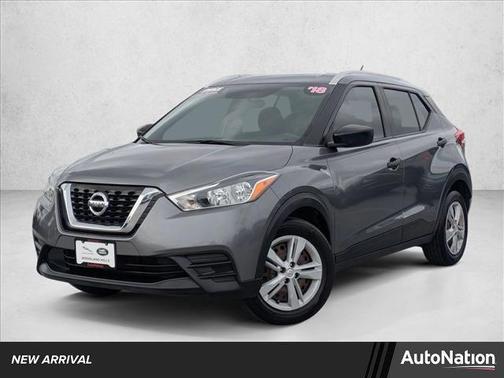 Gun Metallic 2018 Nissan Kicks S