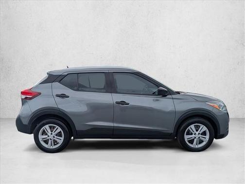 2018 Nissan Kicks S