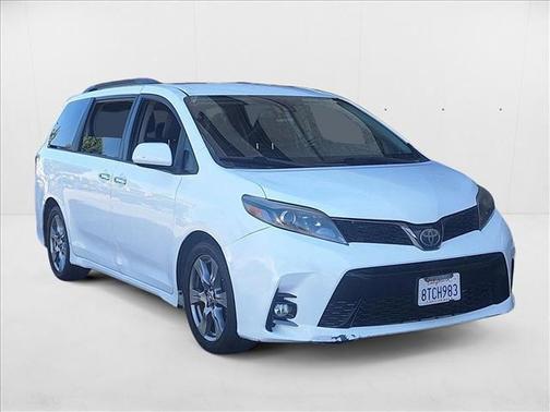 2018 Toyota Sienna SE